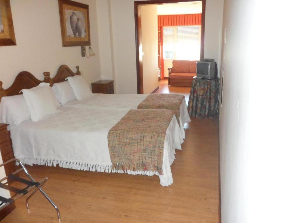 Hotel Avenida Baiona Sabaris Exteriér fotografie