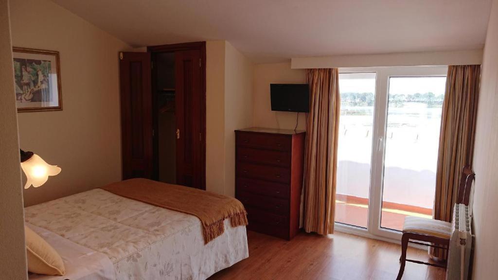 Hotel Avenida Baiona Sabaris Exteriér fotografie